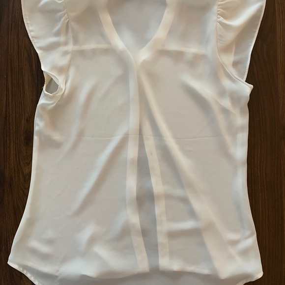 EXPRESS Flowy Chiffon Top - Picture 4 of 4